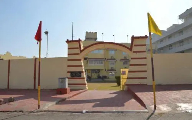 Hotel Hill View by OYO Rooms