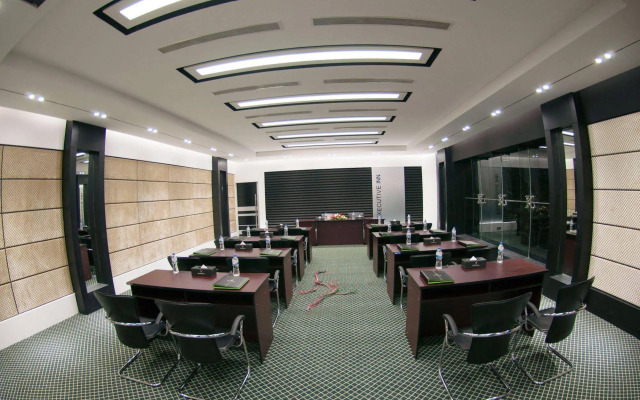 Executive Inn