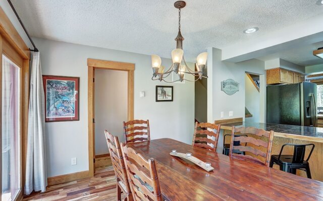 Sophie's Chalet 3 Bedroom Townhouse by RedAwning