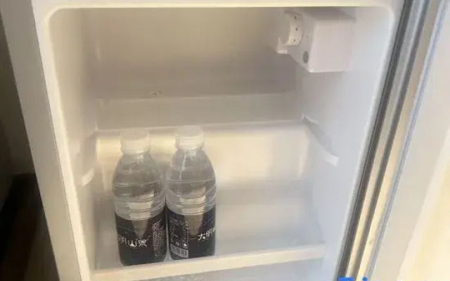 Yeste International Hotel (Nanning Wantailong Jinkai Road Subway Station)