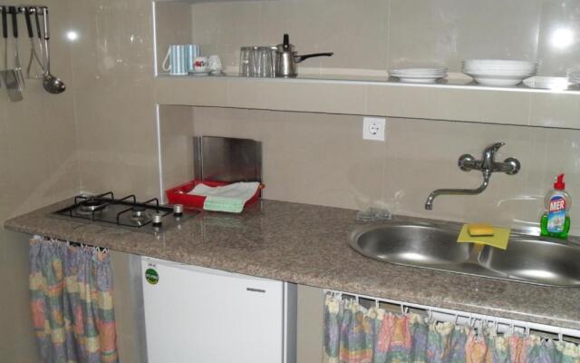 Apartments Colic
