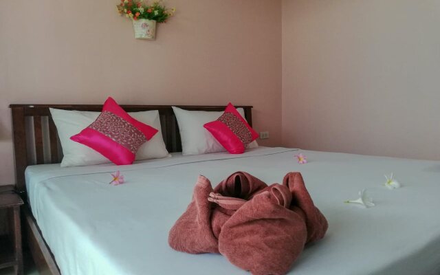Lanta Wild Beach Resort