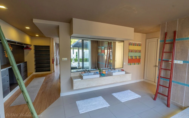 White Monkey Villa - Private Pool & Jacuzzi