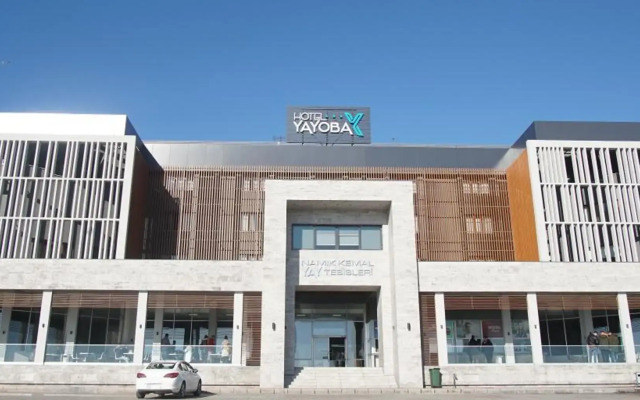 Yayoba Hotel