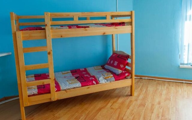 Happy Hostel