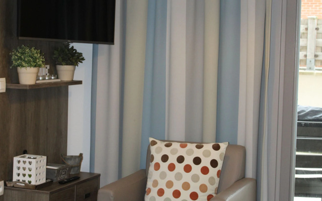 Modern apartment in Bray-Dunes with terrace