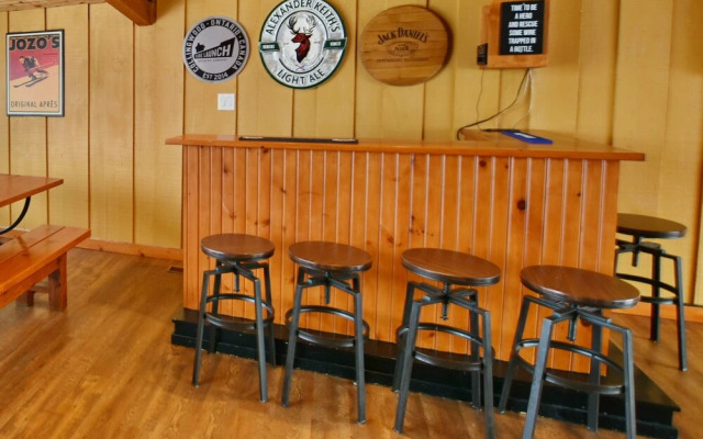 163 Tyrolean Rustic 4 bedroom chalet