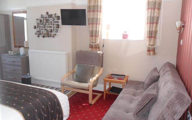 Cleave Court Guest House