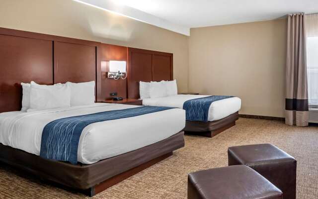 Comfort Inn & Suites Junction City - near Fort Riley