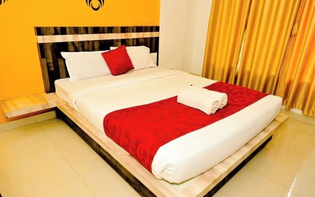 M K Arcade Hotel