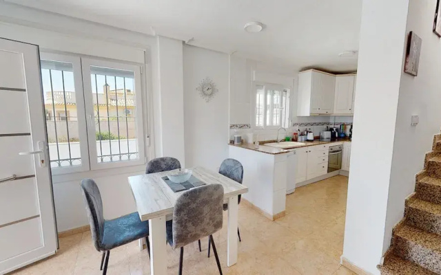 Sucina 3-bed Villa, Sleeps 6 & Pet Friendly