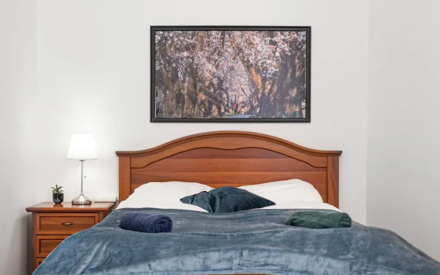 Modern 1 Bedroom Long Stay Apartment