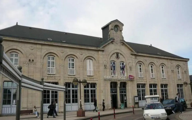 hotelImage