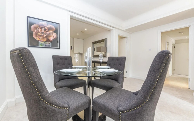 Modern 2 Bedroom Apartment in Chelsea