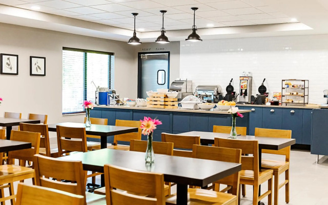 Country Inn & Suites by Radisson, Appleton, WI