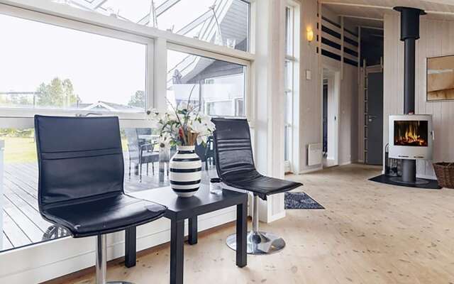 10 Person Holiday Home in Rudkobing-by Traum