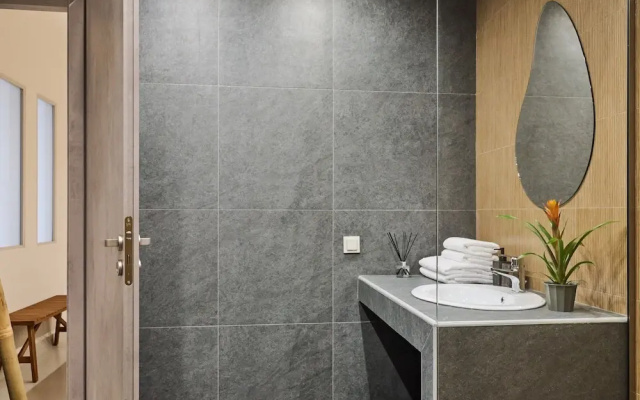 Acropolis Muses - Downtown Luxury Apartments