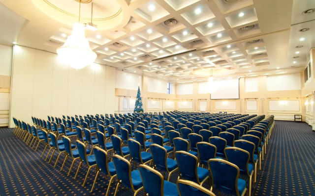 Hotel Rapsodia City Center