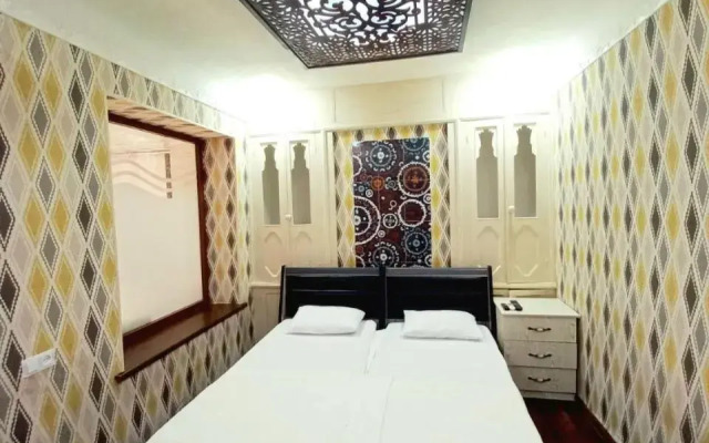 Colibri Traditional Hotel
