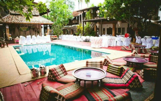 Baan Singkham Resort