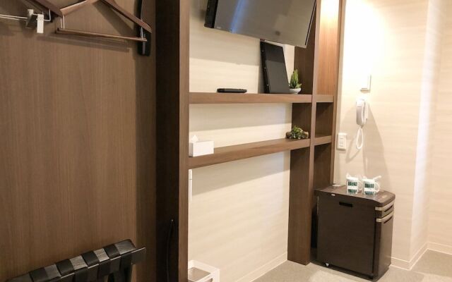 Namba Minami Crystal Hotel