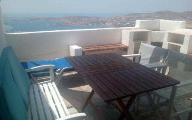 Holiday Home 2 Bedrooms 1 Bathroom - Paros