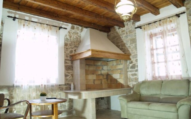 Dalmatian Holiday House Kate, Sleeps 6