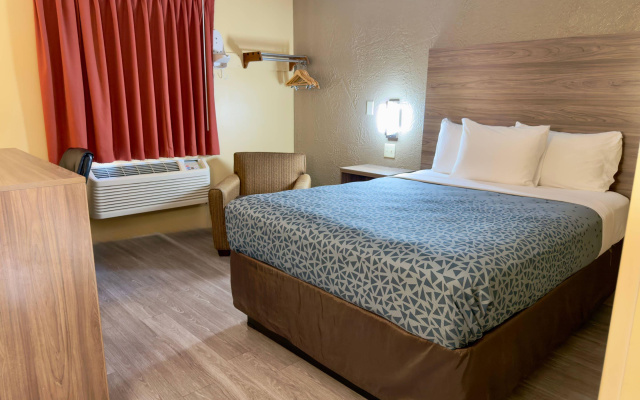 Econo Lodge Lansing - Leavenworth