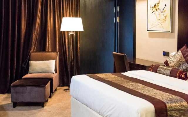 Royale Signature Hotel