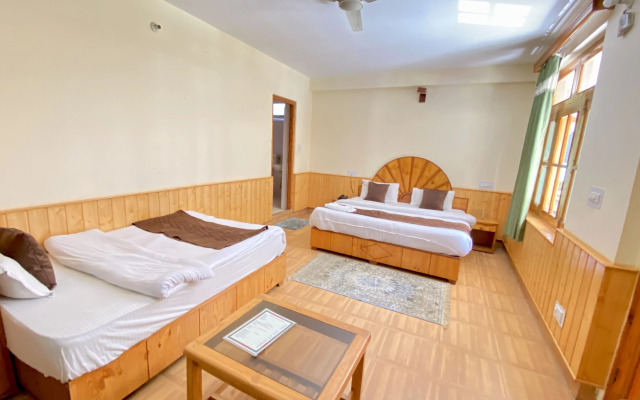 Hotel Purnima River View