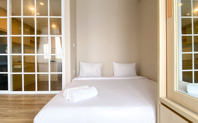 Cozy And Simple Big Studio Vasanta Innopark Apartment