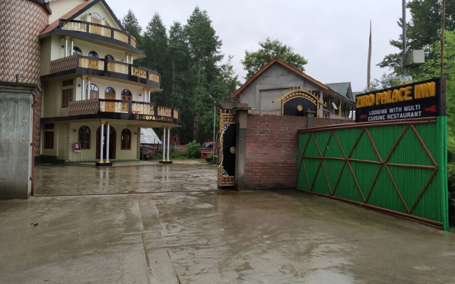 Ziro Palace Inn