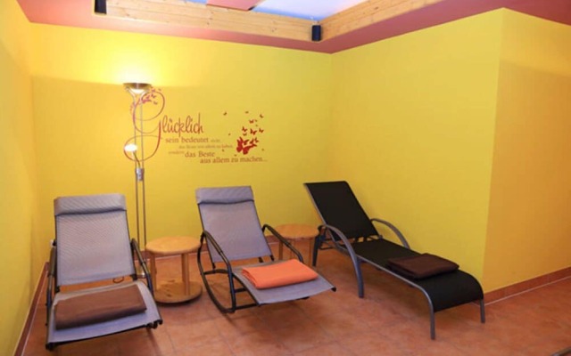 Strandhotel & Restaurant Mirow