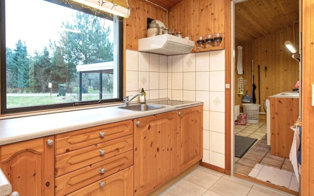6 Person Holiday Home in Højby