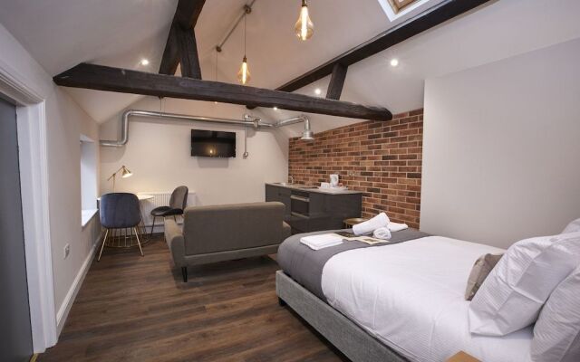 Three Cranes Serviced Apartments