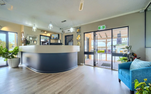 Albany Motel & Apartments