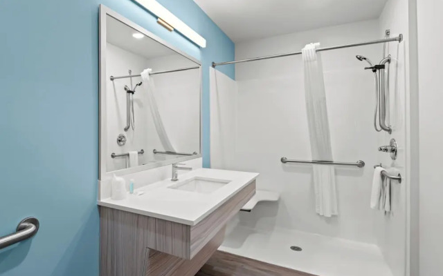 Woodspring Suites Coralville Iowa City