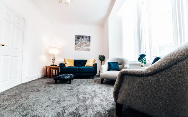 Princes Street Apartment