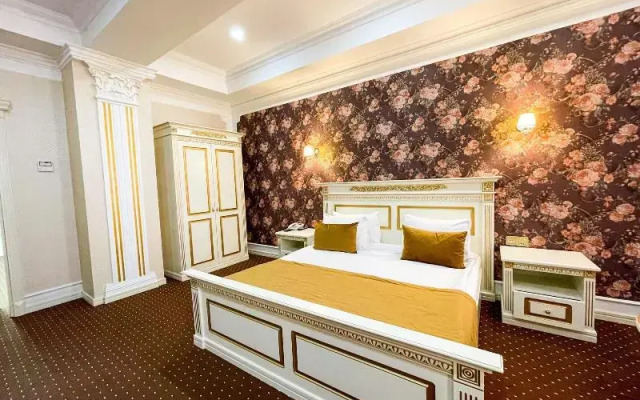 Premier Palace Apartment 1 Br Ggi
