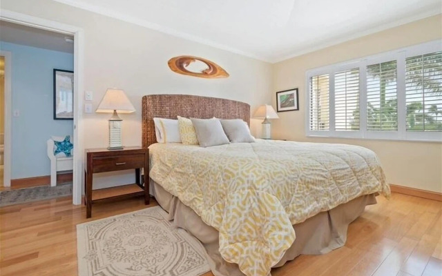 Sea Oats 111 2 Bedroom Condo by RedAwning