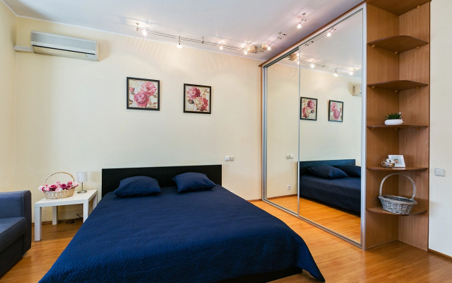 GM 1-й Волконский пер.15