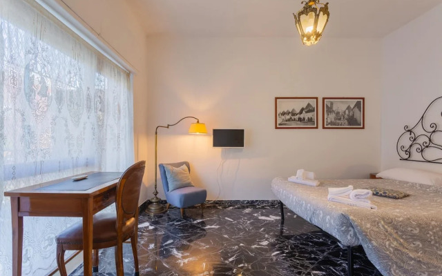 Silver Apartment by Wonderful Italy