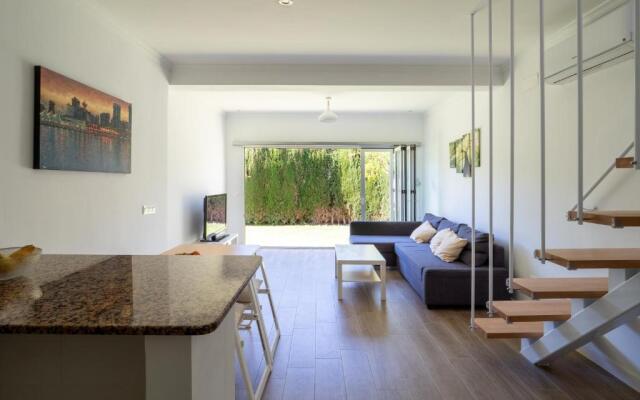 House In Private Urbanization