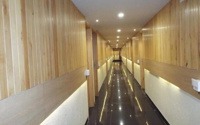 CAPITAL O 74149 Hotel Berlin