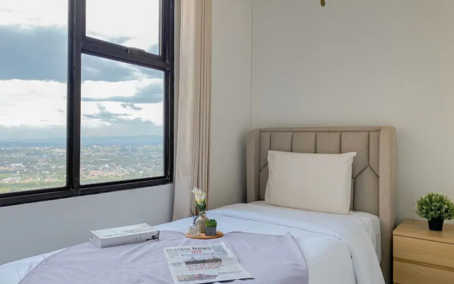 Cozy Minimalist 2Br Apartment At Transpark Cibubur