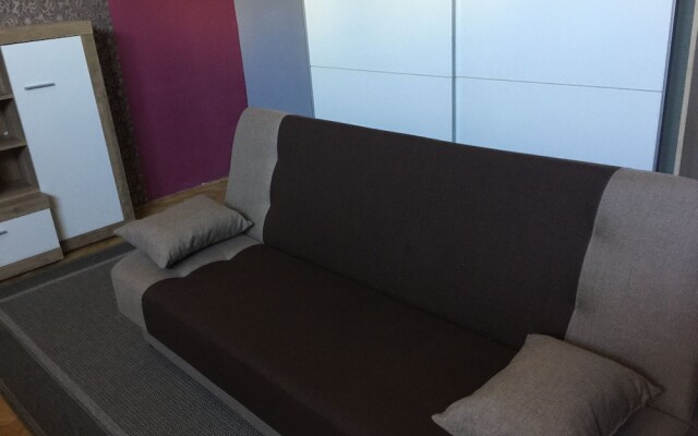 Penguin Rooms - Kielce Downtown Sienkiewicza