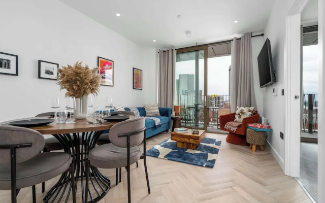 Cottonopolis Suite With 1 Bedrooms and 1 Bathrooms