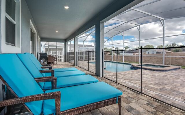 1670 Moonvalley Drive