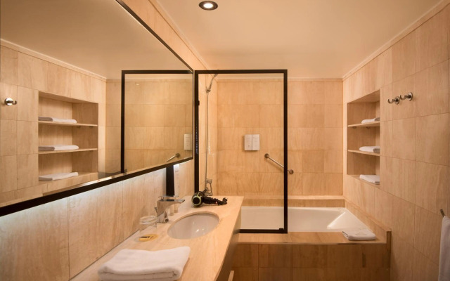 Boulevard Suites Hotel