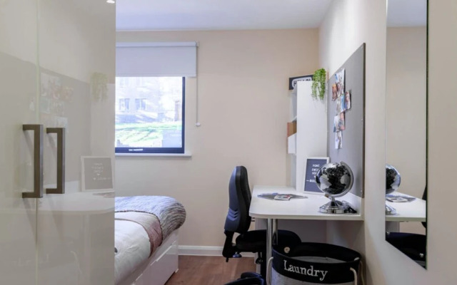 Ensuite Rooms for STUDENTS Only-BANGOR
